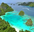 Explore the Raja Ampat Islands onboard yacht LADY AZUL 