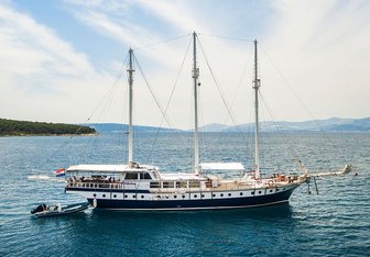 Gideon Yacht Charter in Dubrovnik