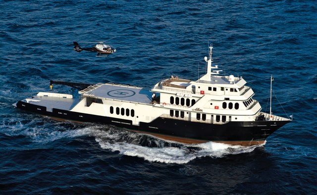 Global Yacht Charter in St Tropez