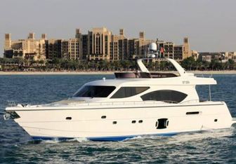 Lady Bella Yacht Charter in Dubai