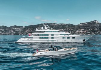 Lady E Yacht Charter in Monaco