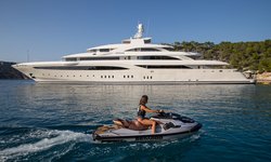 O'Ptasia yacht charter