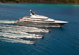 Phoenix 2 Yacht Charter in Caribbean