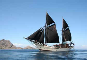 Silolona Yacht Charter in South East Asia