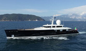 Galileo yacht charter Picchiotti Motor Yacht