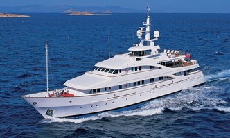 Lou Spirit yacht charter Elsflether Werft Motor Yacht